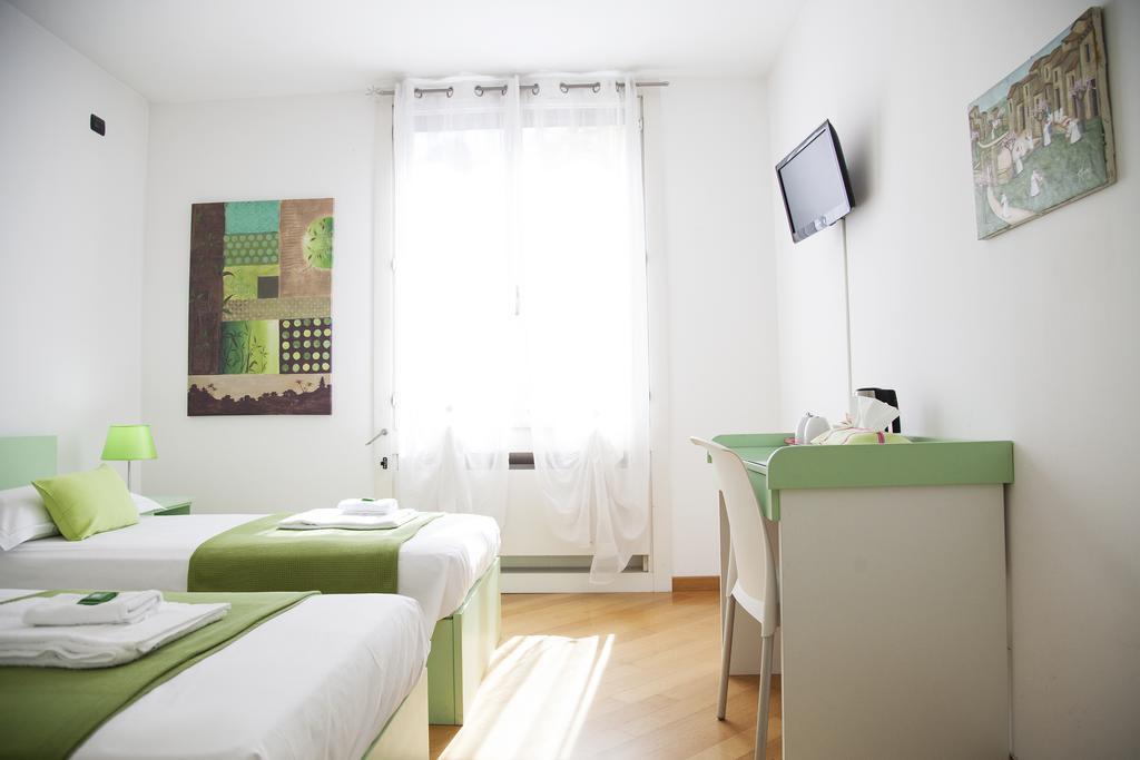 B&B Botton D'Oro Basiglio Buitenkant foto
